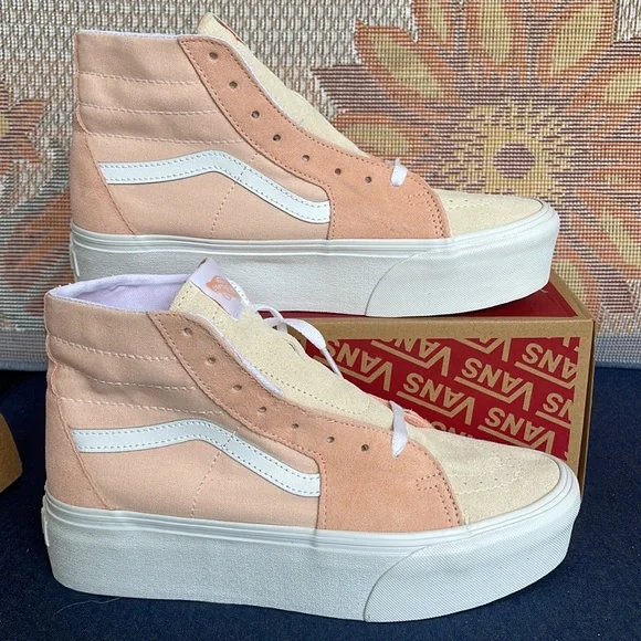 Vans Men’s Sk8-Hi Tapered Stacd
Color Block Peach
VN0A5JMKBOD
Platforms Sneakers - Picture 2 of 16